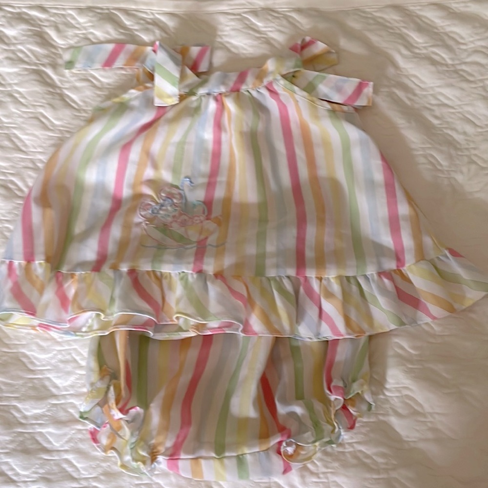Tint Tots Original vintage baby outfit, size 12-18 mos